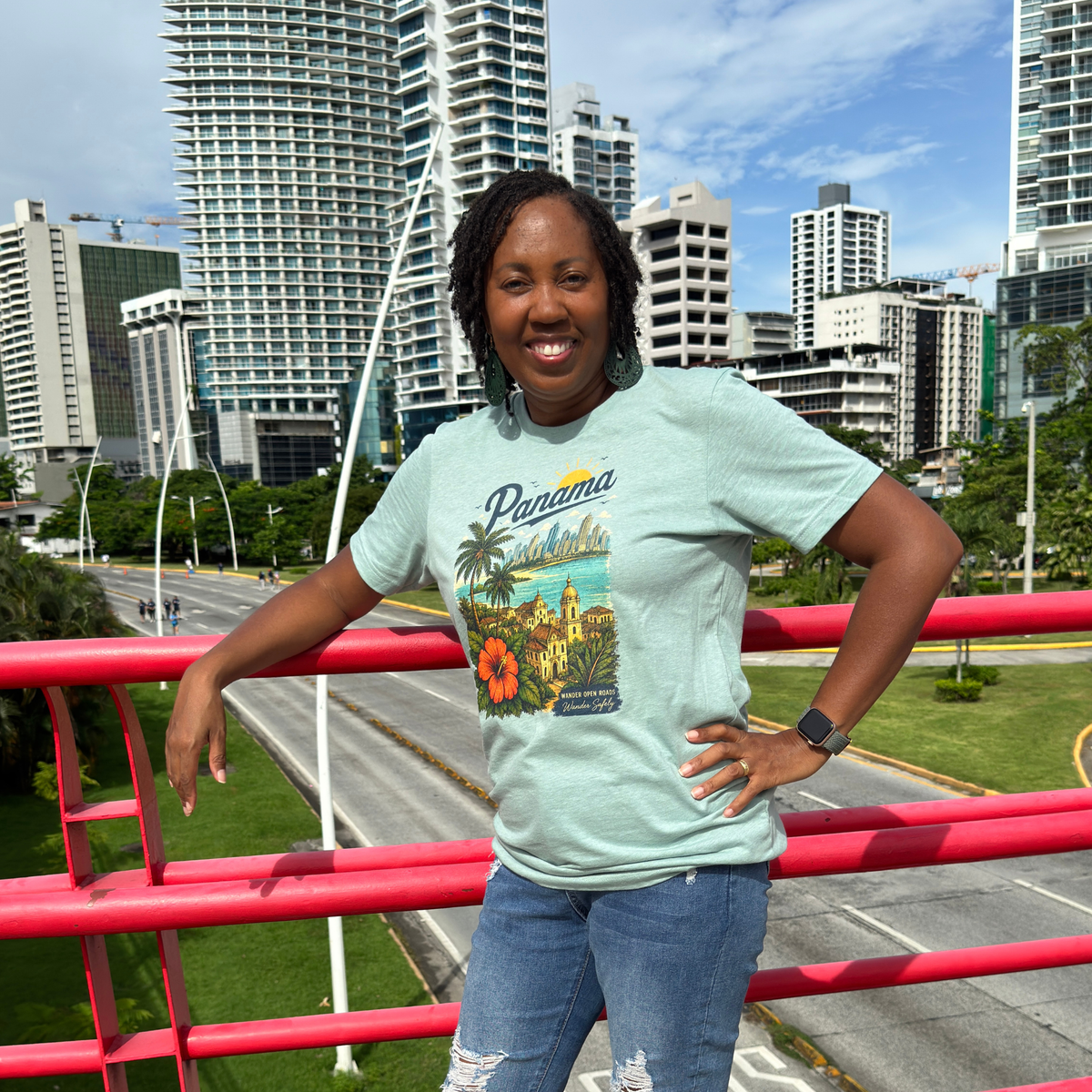 Panama Skyline Heritage Vintage T-Shirt